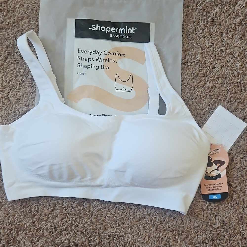 Shapermint Essentials Everyday Comfort White Bra